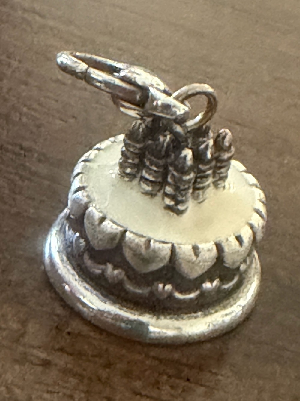 Brighton Jewelry HAPPY BIRTHDAY CAKE CANDLES Charm Pendant RETIRED Collectors
